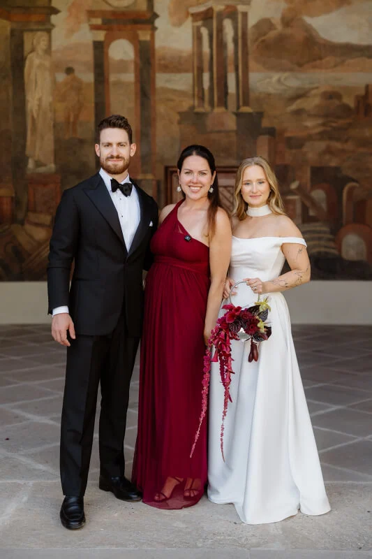 Elegantní květnová svatba v Hartigovském paláci a Ledeburské zahradě
